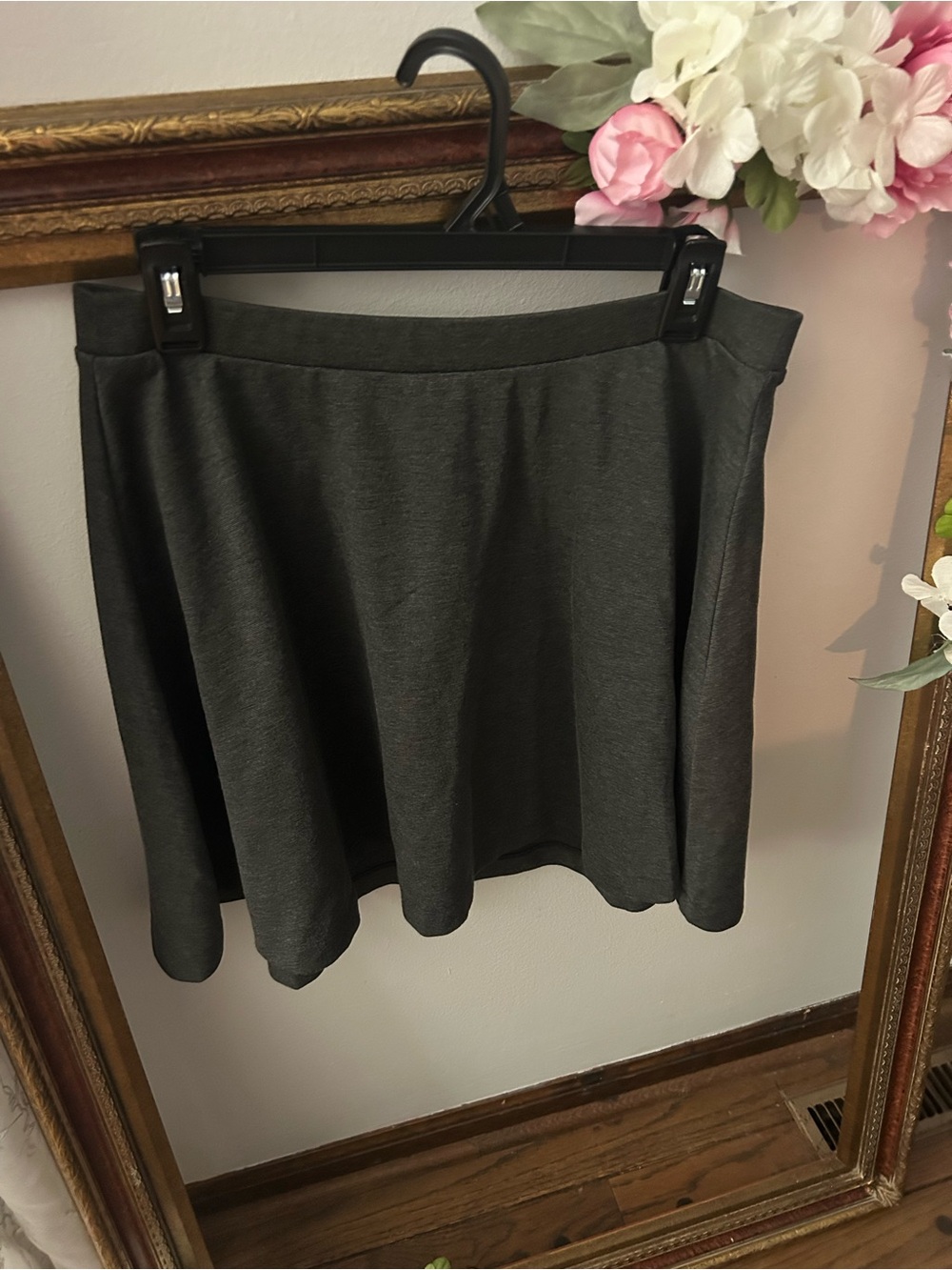 Old Navy Gray Circle Skater Skirt